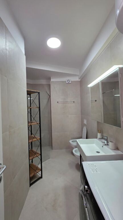 Jepet me qira Apartament 1+1 i mobiluar