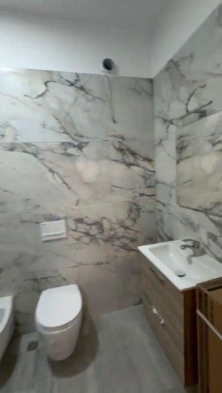 Qera | Apartament 2 + 1 | Rruga 5 Maji | 620 €/muaj