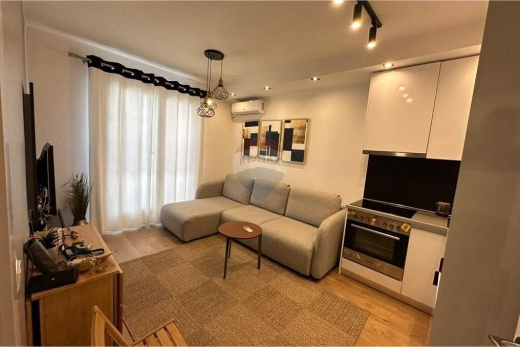 APARTAMENT 1+1 PER SHITJE NE MYSLYM SHYRI