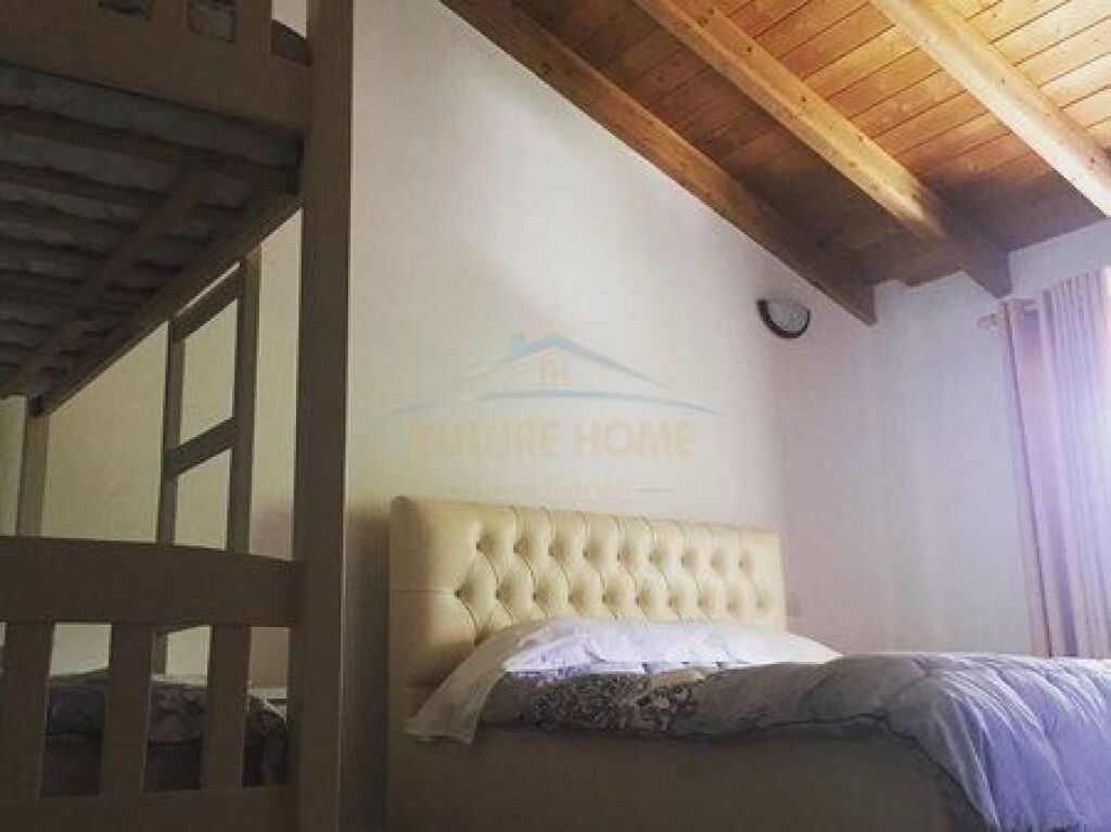 Qira, Hotel 3 katësh, Llogara,Vlore