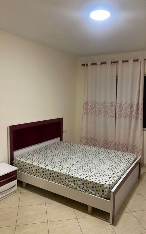 Apartament me qera 3+1 Astir pranë Kledi Restorant