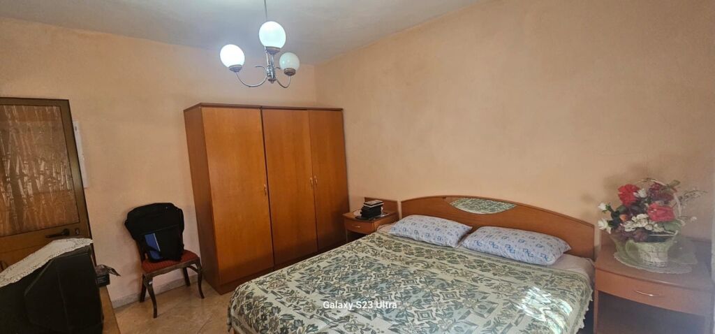 Shitet apartament 3+1 tek mozaiku
