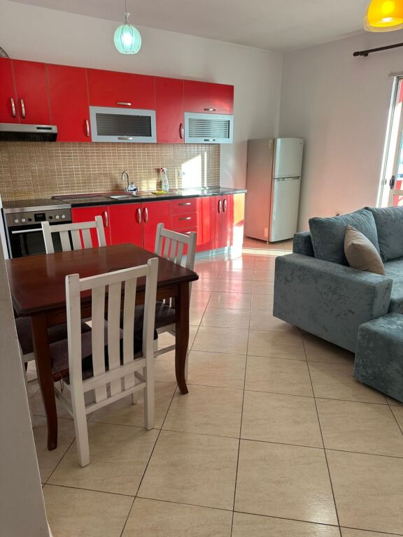 Affittasi 3+1+1 ASTIR 55.000 leke