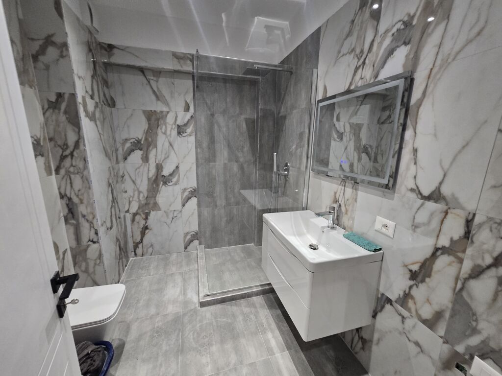 Appartamento 2+1+2+2Balcone+Parcheggio In Affitto Nel Complesso Residenziale | Lago Farkes