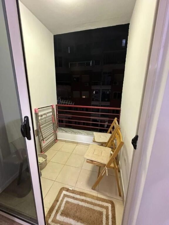 Appartamento 1+1+1 Balcone In Affitto