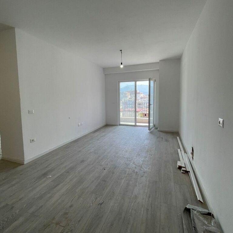 🏡 Shitet Apartament 2+1 – Kompleksi Aura, Rruga Dritan Hoxha ✨
