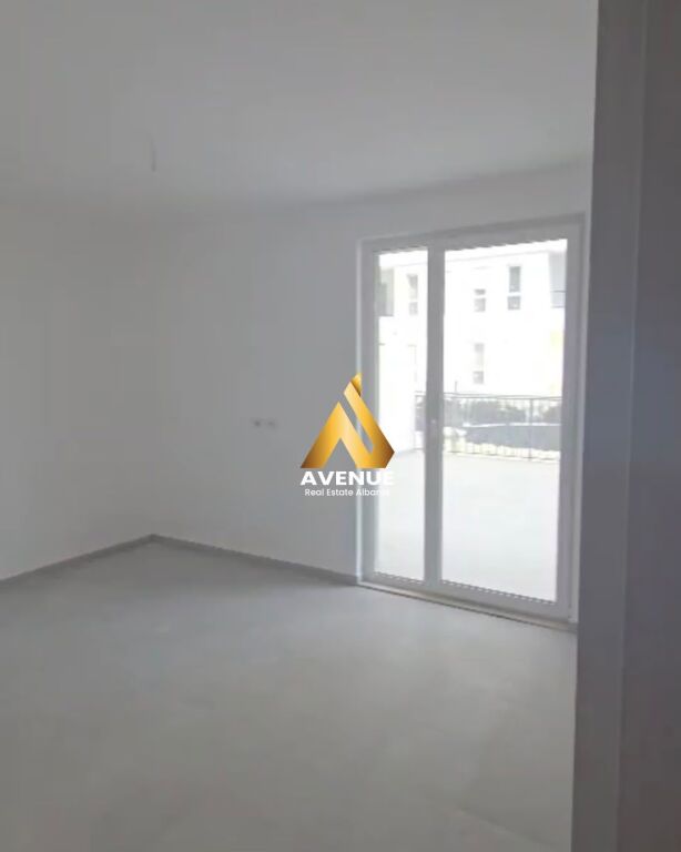 APARTAMENT 2+1 + VERANDË NË SHITJE UNIVERS CITY, QTU, TIRANE