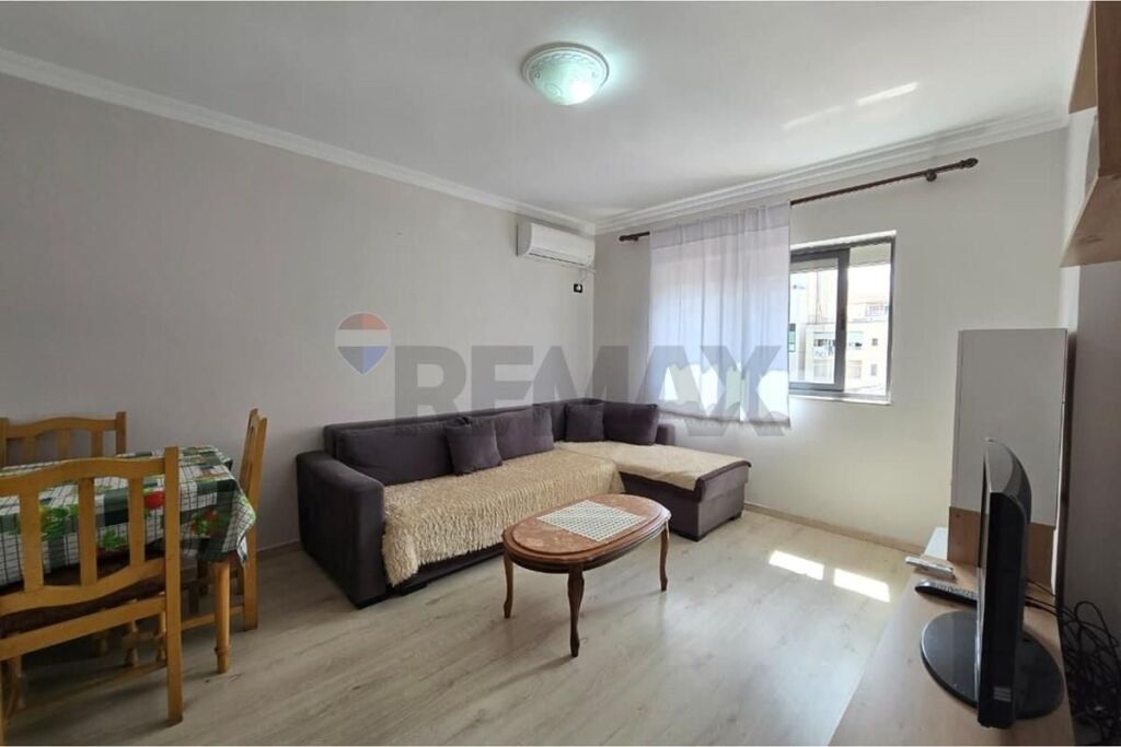FOR RENT APARTMENT 1+1 ON MYSLYM SHYRI STREET!