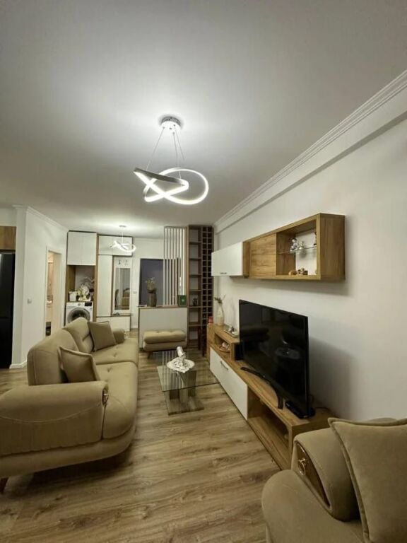 Appartamento 1+1+1 Balcone In Affitto