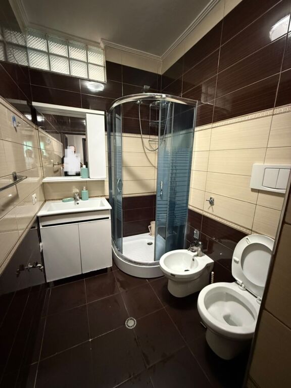 Apartment 2+1 for rent in Komuna e Parisit
