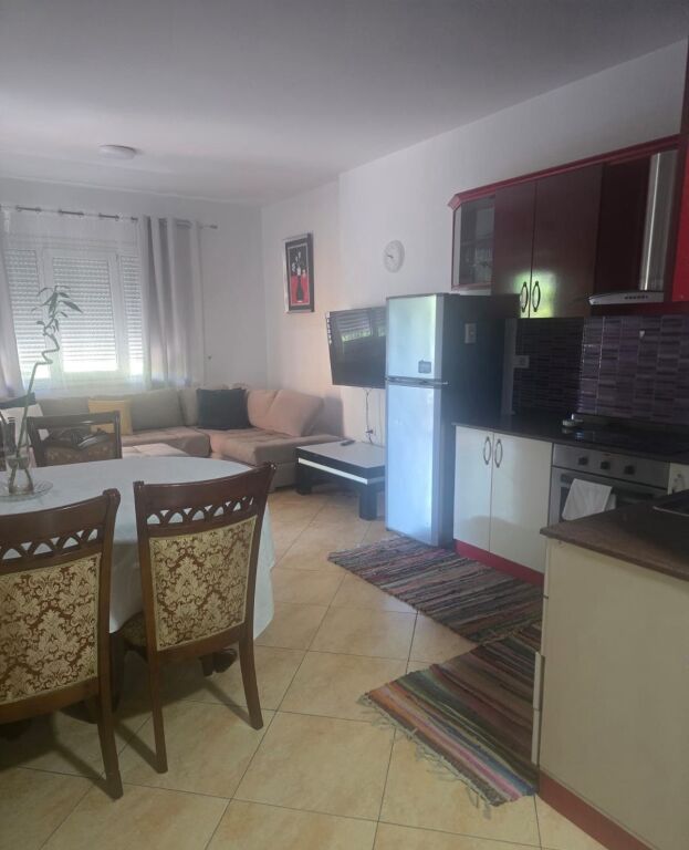 Qera | Apartament 2 + 1 | Kopshti Botanik | 650 €/muaj