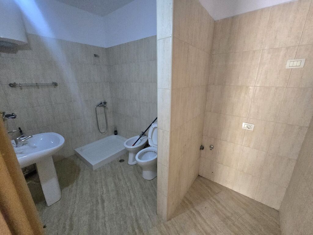 Apartment / Office For Rent Kodra e Diellit 1