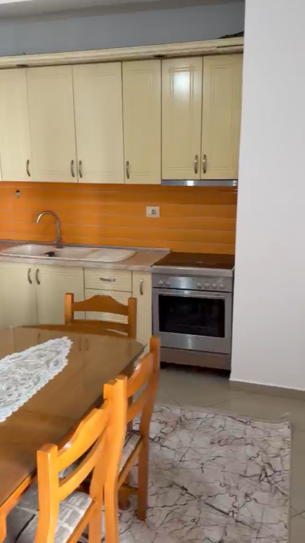 Appartamento 2+1 in affitto ad Astir !