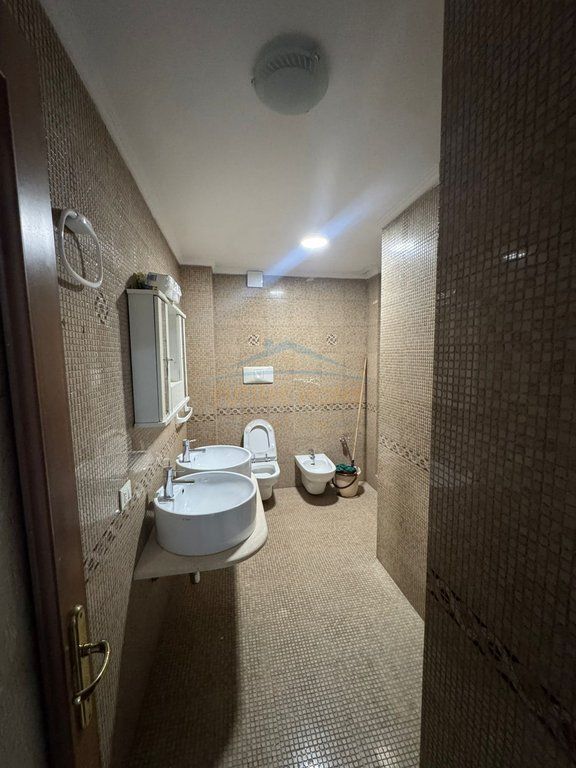 For Rent, Business Premises, Avni Rustemi Square, Tirana