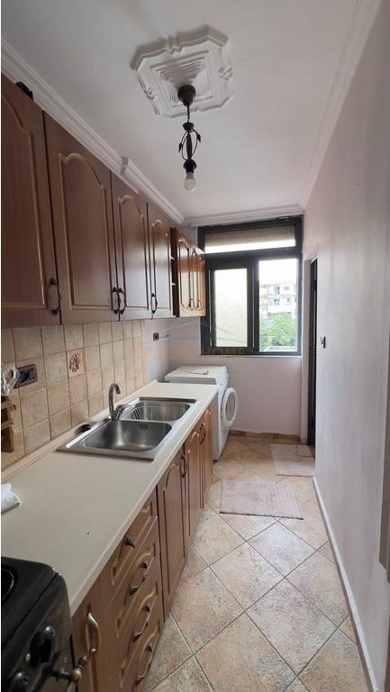 Rent, Apartment 1+1, Myslym Shyri, Tirana.