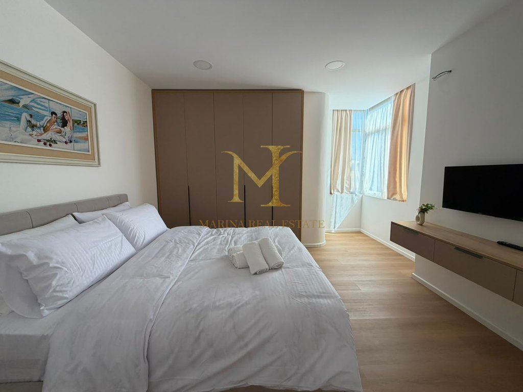 JEPET ME QERA APARTAMENT 1+1 NE PLAZH HEKURUDHA SHUME PRANE ME DETIN!