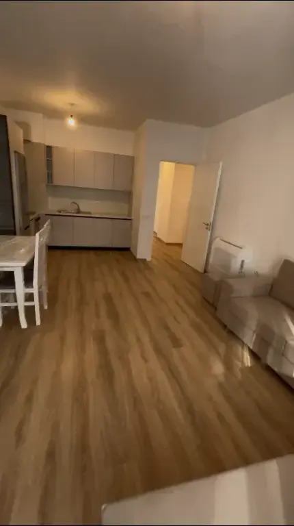 Qera | Apartament 2 + 1 | Kinostudio | 600 €/muaj