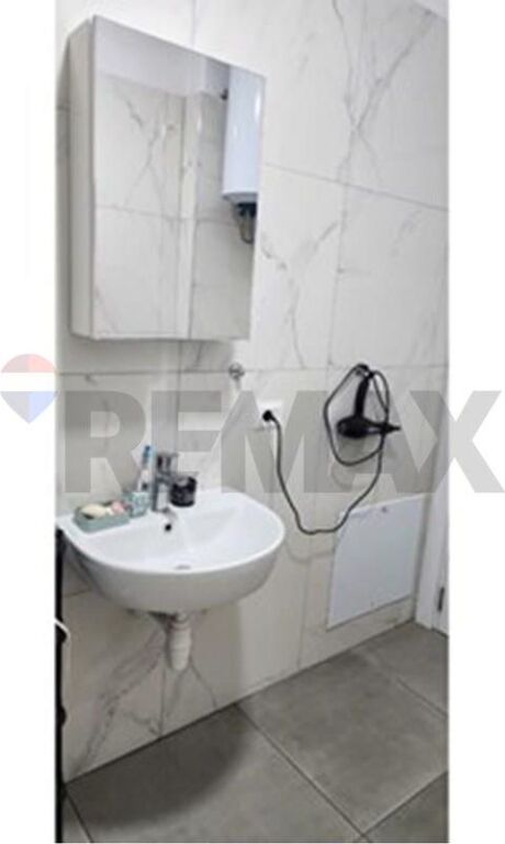 Apartment - For Sale - Kongresi I Manastirit Street, Tirana