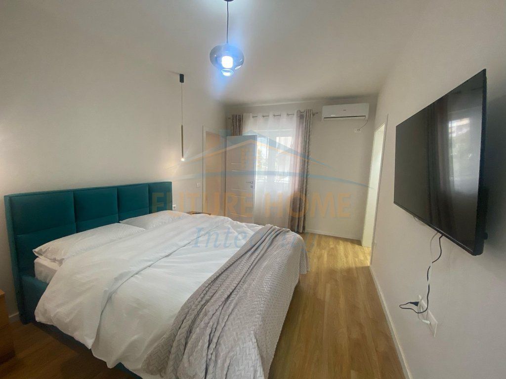 Qera, Apartament 1+1+Garderobë+Parkim, Rruga Mihal Grameno, Tiranë.