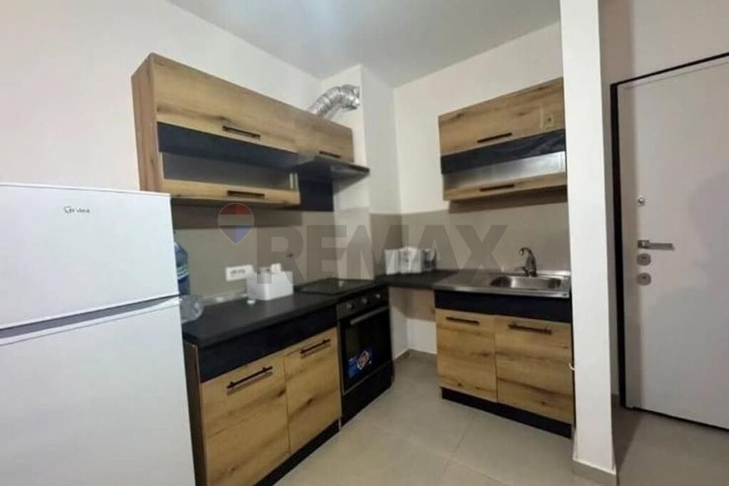 Apartment - For Sale - Kongresi I Manastirit Street, Tirana