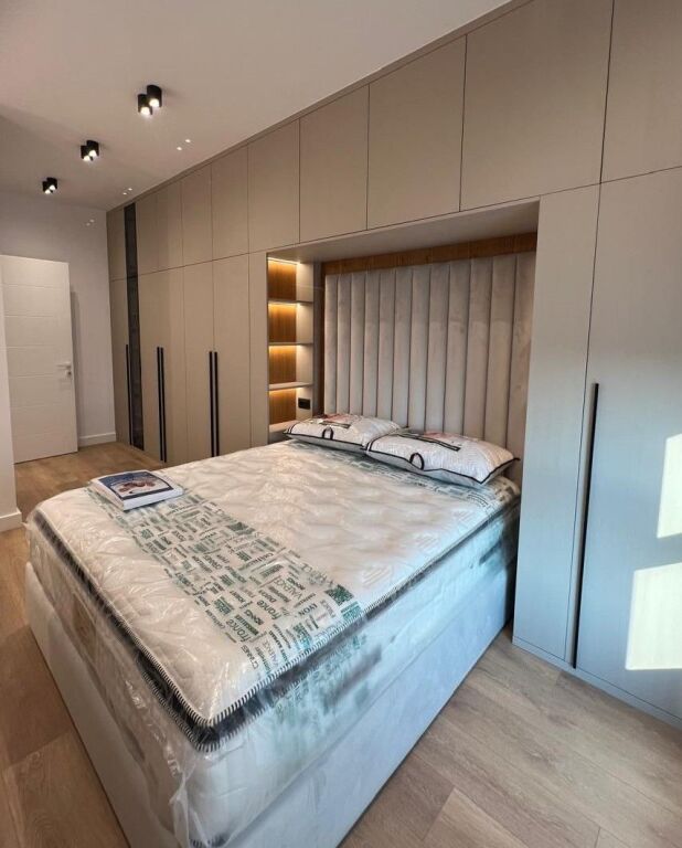 📌APARTAMENT ME QIRA – PËRBALLË UET, KOMPLEKSI GREEN HARMONY