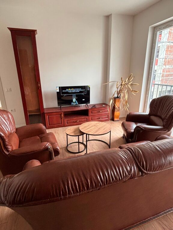Apartament 1+1 qera , Paskuqan