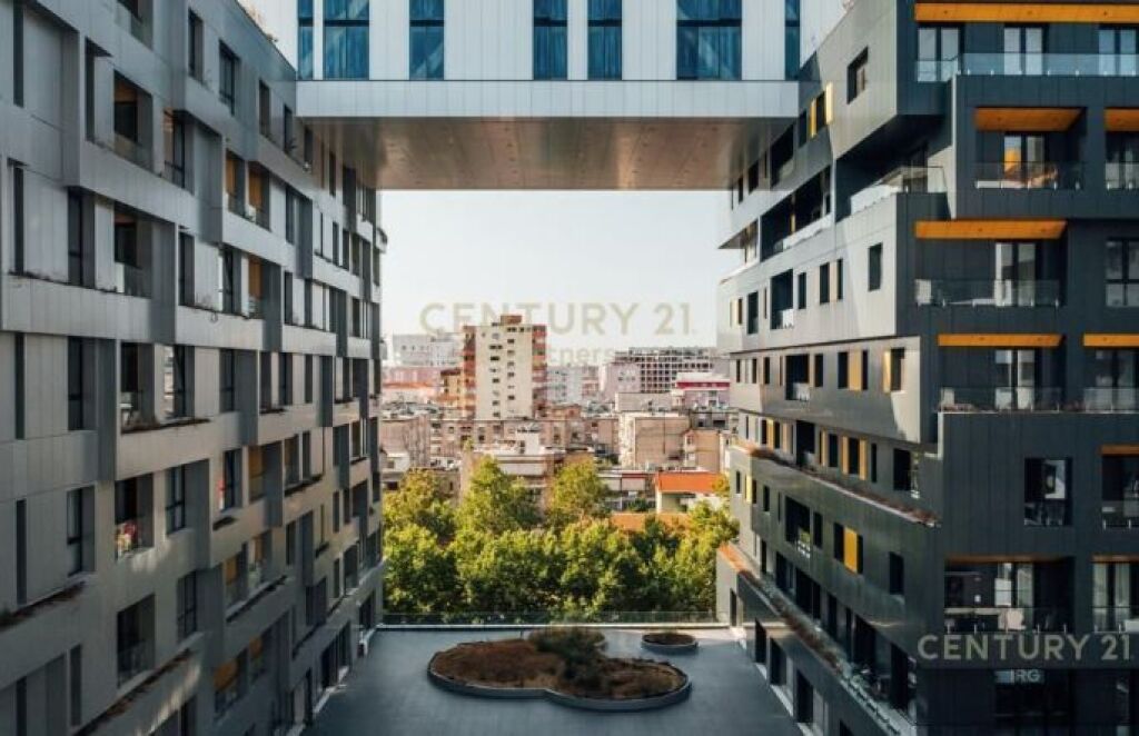 VENDESI 2 APPARTAMENTI A SQUARE 21-POSSIBILITÀ DI TRASFORMAZIONE IN DUPLEX