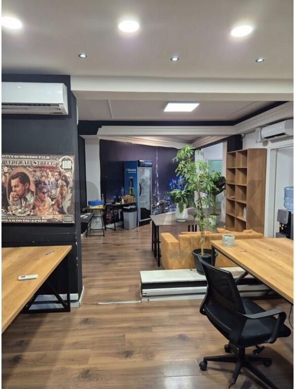 Office for rent Kavaja Street, Globe