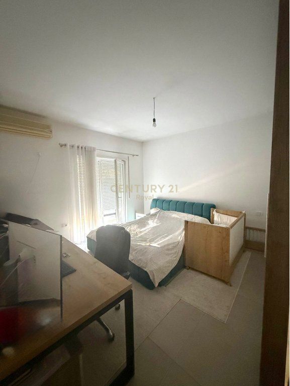 Apartment 1+1 for sale near Selvise