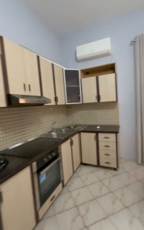 Apartament 1+1 me qera , Sheshi Willson!
