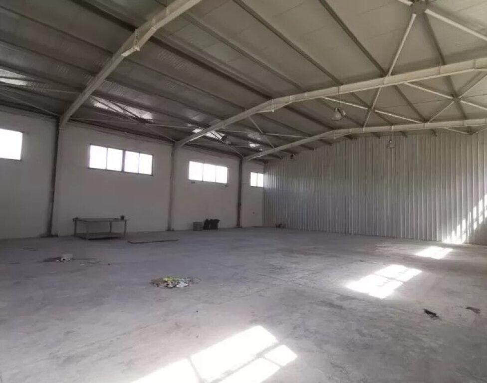 Warehouse for Rent in the Mullet Area – 1,100 m²