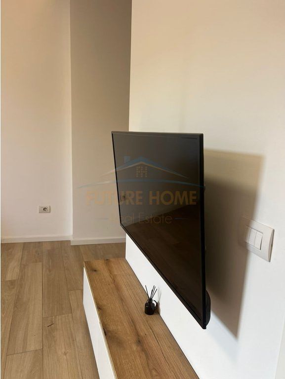 Qira, Apartament 1+1, Rruga e Kavajes, Ish Parku, Tiranë.