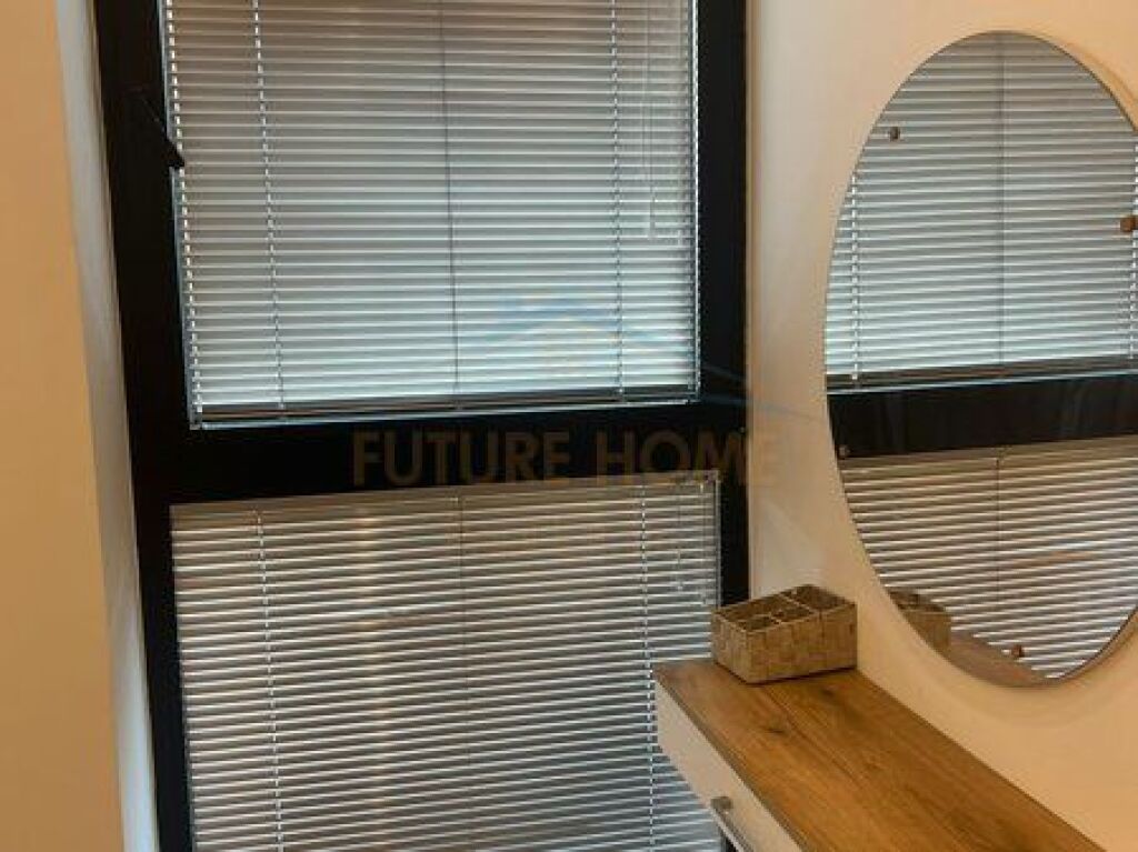 Rent, Apartment 1+1, Kavajes Street, Former Park, Tirana.
