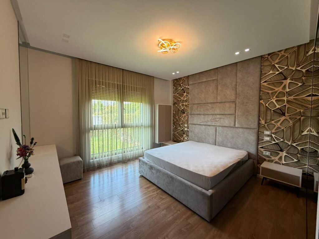 Apartament 2+1+Oborr+Parking per qira tek Montesori School tek Liqeni i Thate.