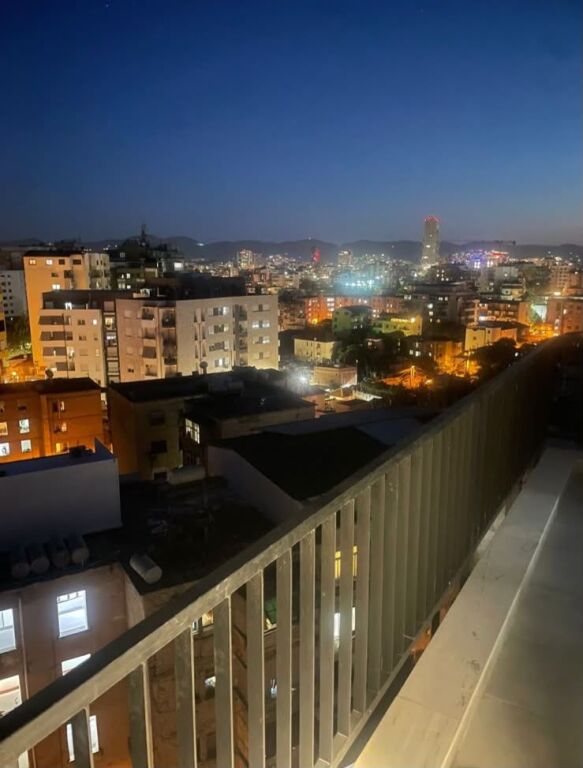 Qera | Apartament 2 + 1 | Brryli | 700 €/muaj
