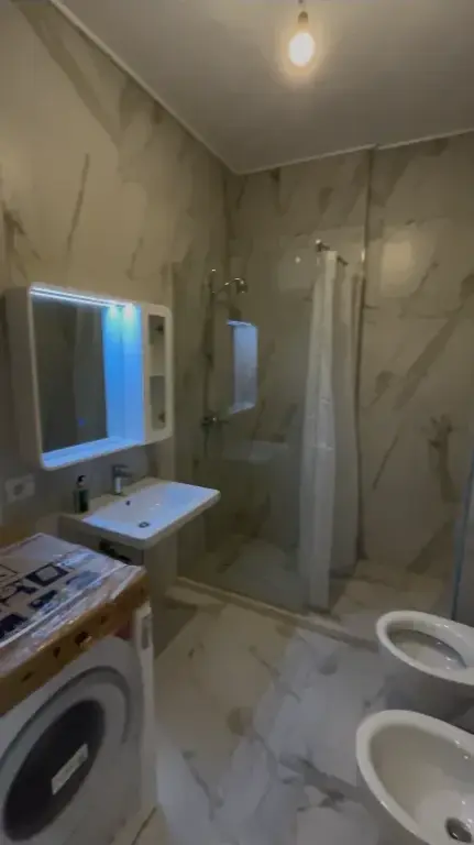 Qera | Apartament 2 + 1 | Kinostudio | 600 €/muaj