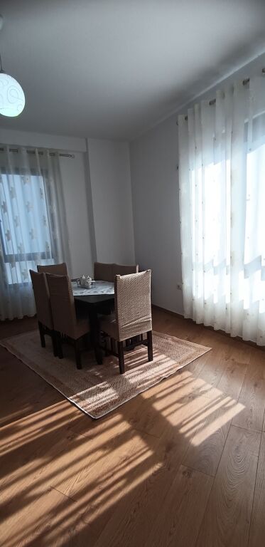 Rent | Apartament 1 + 1 | Farmacia 10| 700 €/month