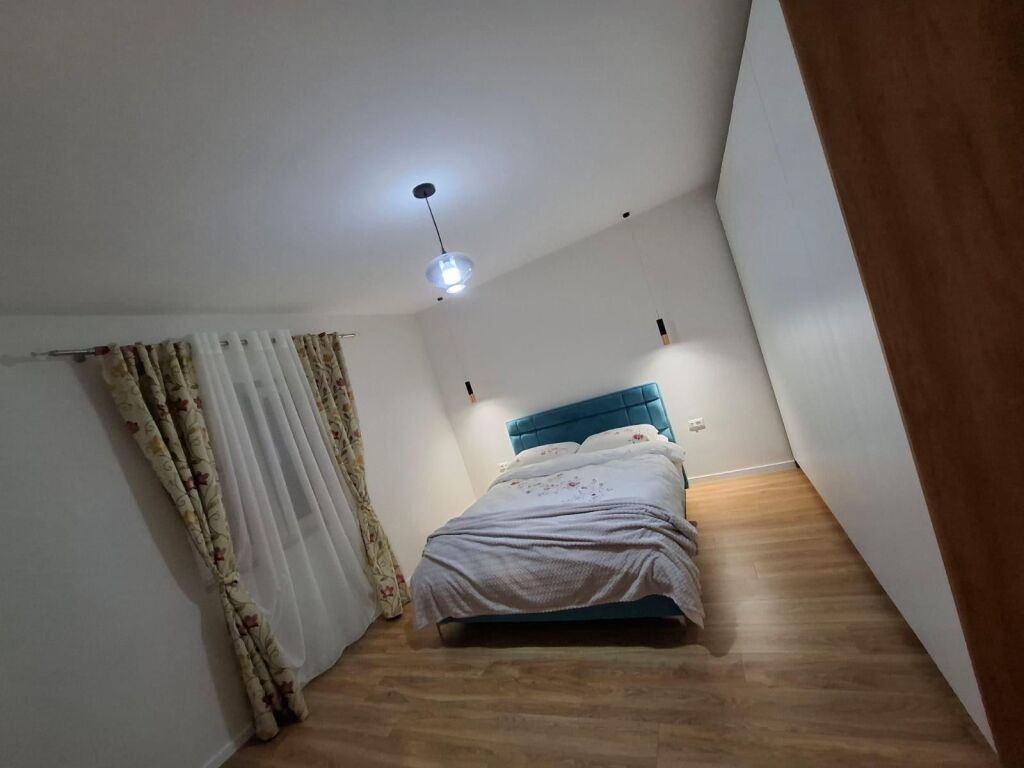 Apartament 1+1 ne kat Vile tek Mihal Grameno!

