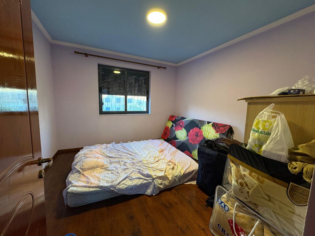 Apartament 1+1 per shitje tek irfan Tomini !