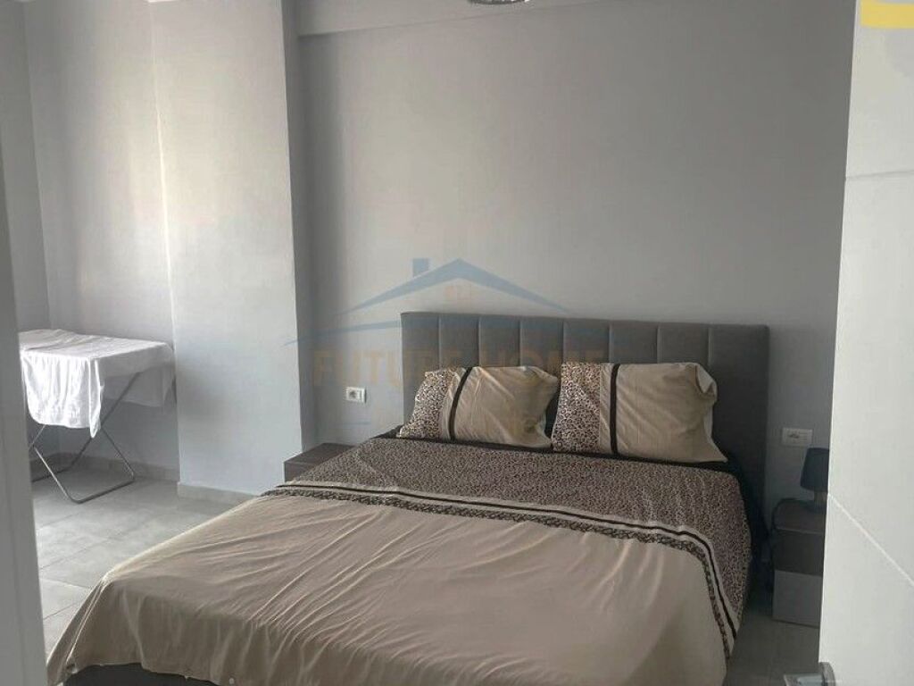 Qera, Apartament 2+1+2+Post Parkim, Materniteti i Ri