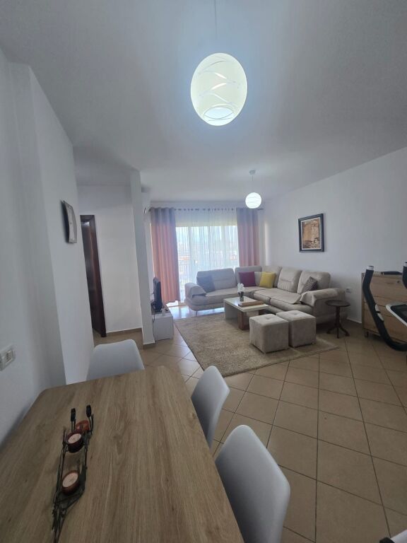 Apartament 2+1 me qira , Fusha Aviacionit