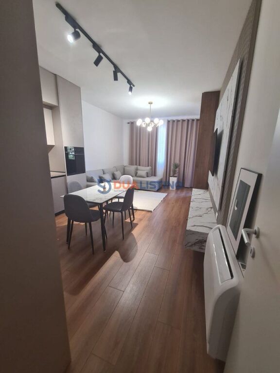 Affittasi appartamento moderno 1+1 in un palazzo nuovo, mai abitato prima