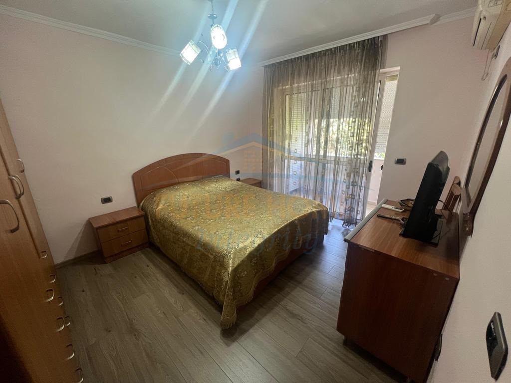 Shitet Apartament 2+1 ne Ali Demi