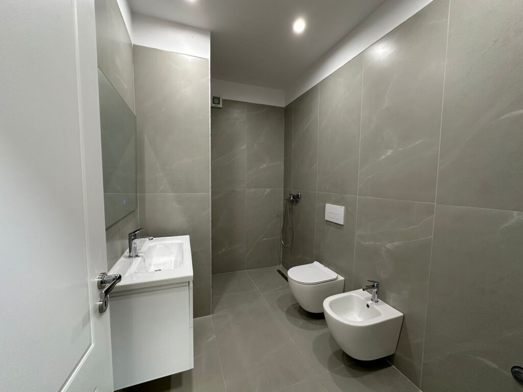 Shitet Apartament 1+1 në Rezidencën Kodra e Diellit 2
