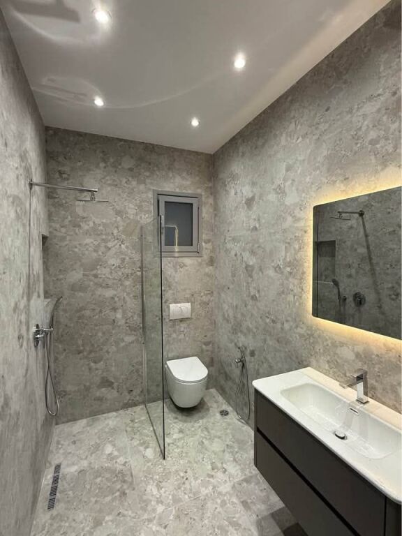 HOUSE FOR RENT 1+1 3RD FLOOR OF A VILLA - FARKA LAKE, TIRANA