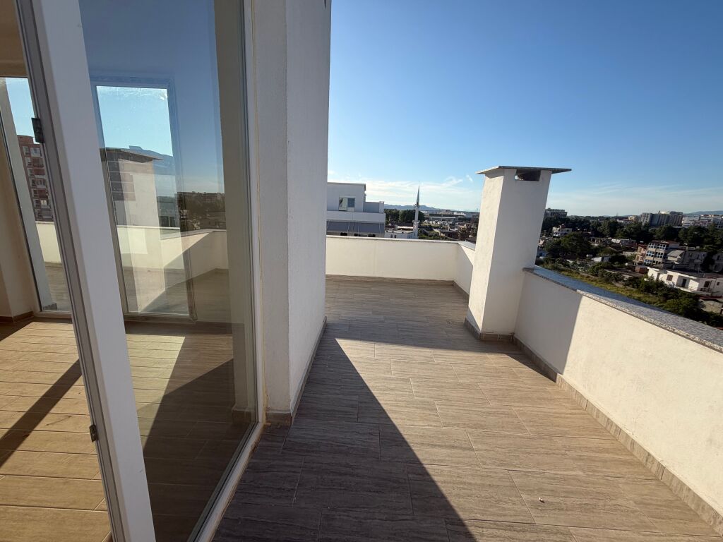 2+1,i perfunduar,afer urban gate astir,152.000 leke
