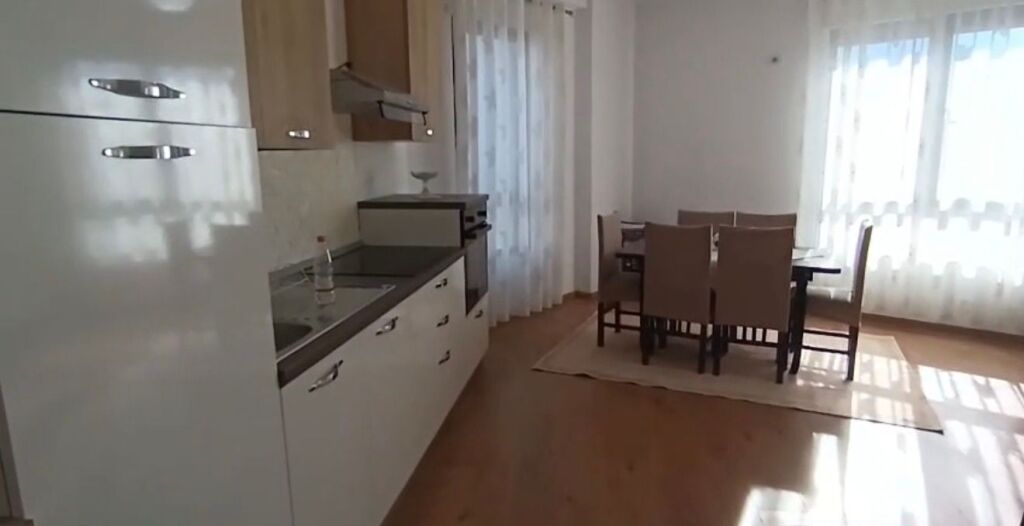 Apartament 1+1 me qera Tregu Industrial