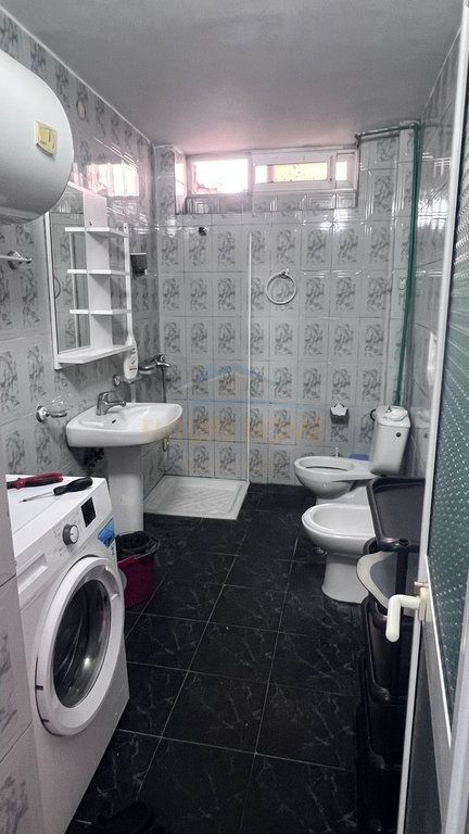 Qera, Apartament 1+1, Selvia
