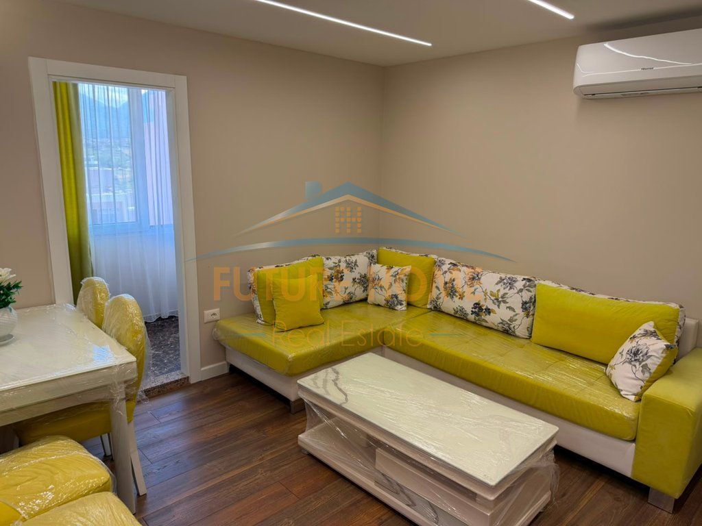 Qira, Apartament 2+1, Sauk I Ri