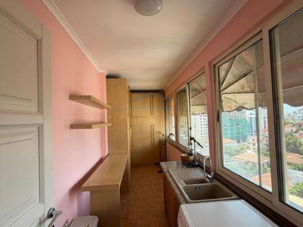 Shitet , Duplex 3+1+2 , Myslym Shyri , Tirane